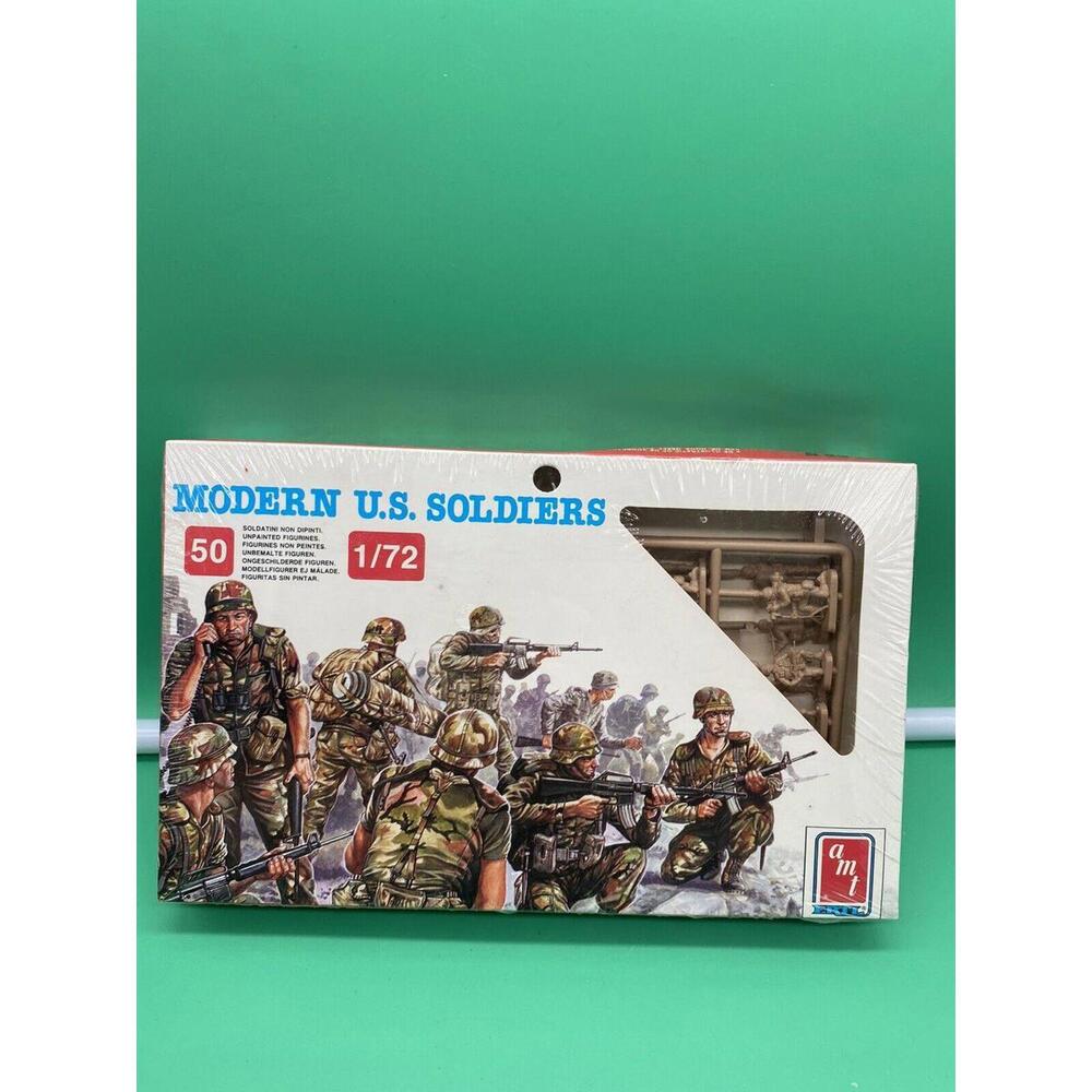 AMT #8654 1:72 Scale MODERN U.S. SOLDIERS Box 1988